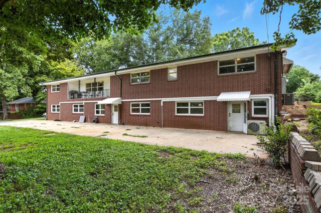 26 33rd Avenue NW, Hickory, NC 28601