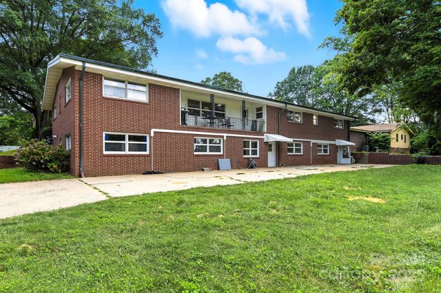 26 33rd Avenue NW, Hickory, NC 28601