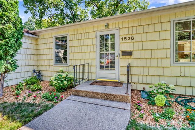 1526 6th Street S, Fargo, ND 58103