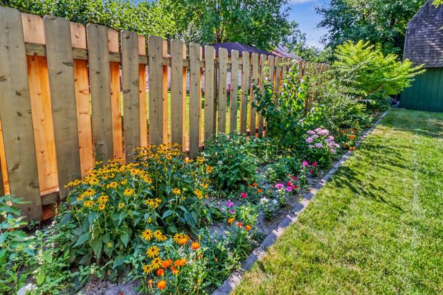 1526 6th Street S, Fargo, ND 58103