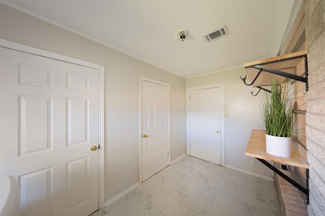 7917 N Martin Luther King Avenue, Hitchcock, TX 77563