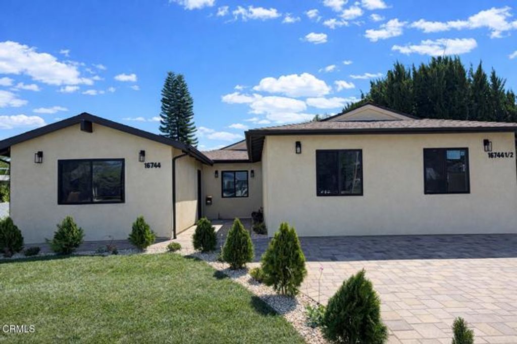 16744 Ludlow Street, Granada Hills (los Angeles), CA 91344