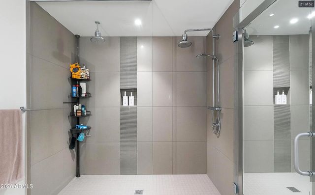 2300 E CAMPBELL Avenue 218, Phoenix, AZ 85016