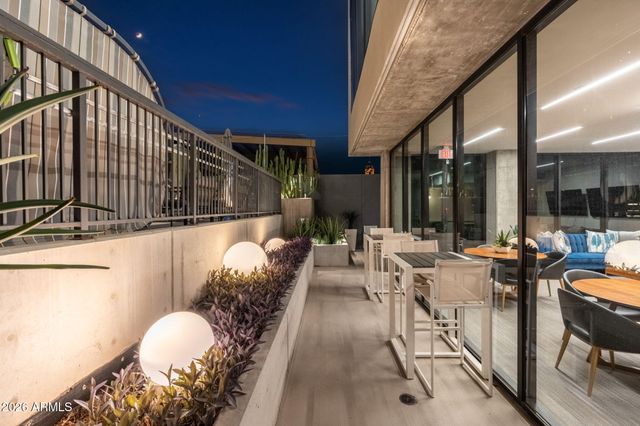 2300 E CAMPBELL Avenue 218, Phoenix, AZ 85016