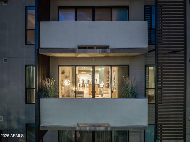 2300 E CAMPBELL Avenue 218, Phoenix, AZ 85016