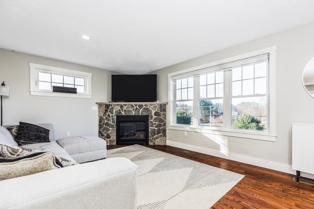 212 Green Street, Somersworth, NH 03878