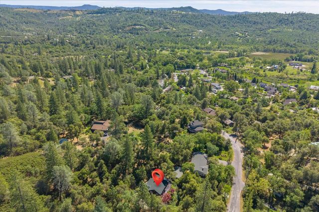 1598 Coyote Dr, Murphys, CA 95247