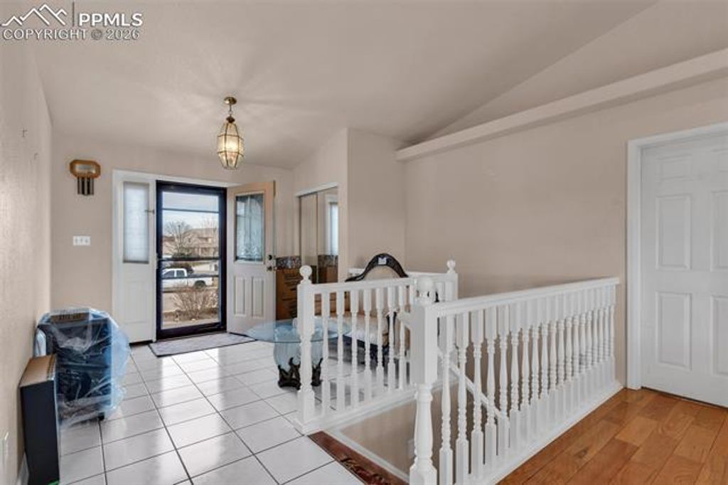 8 Pasadena Drive, Pueblo, CO 81005 — photo 4