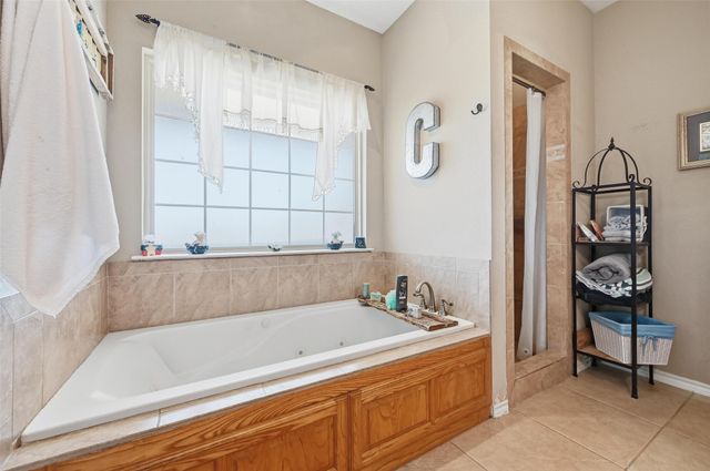 346 Forreston Road, Waxahachie, TX 75165