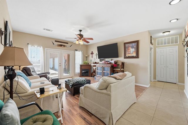 346 Forreston Road, Waxahachie, TX 75165