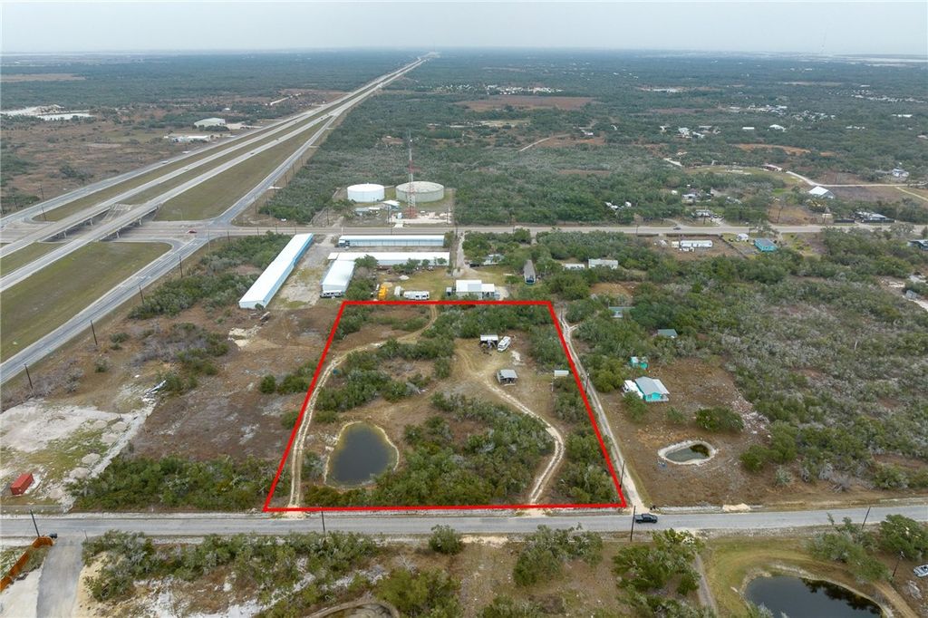 1272 Mack, Rockport, TX 78336 — photo 4