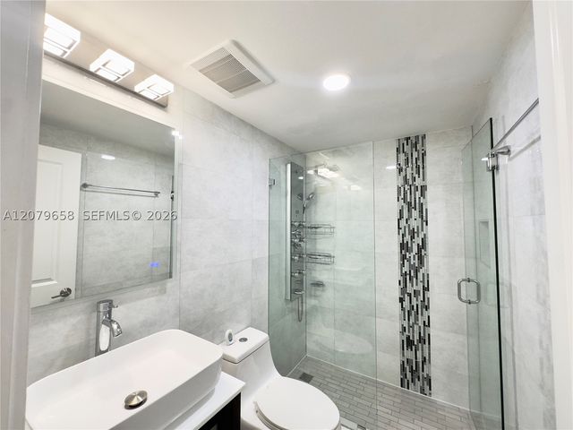 8010 SW 152nd Ave 211, Miami, FL 33193