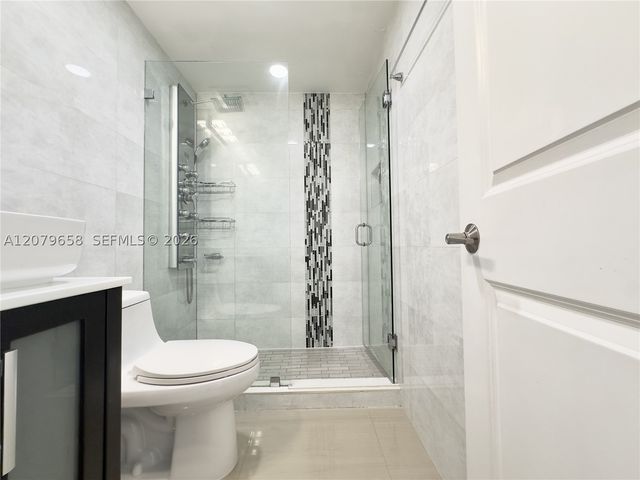 8010 SW 152nd Ave 211, Miami, FL 33193