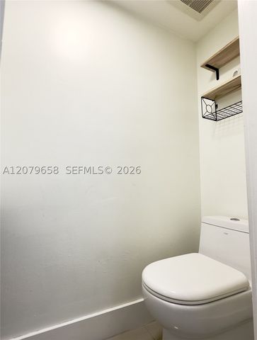 8010 SW 152nd Ave 211, Miami, FL 33193