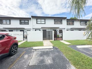 8010 SW 152nd Ave 211, Miami, FL 33193