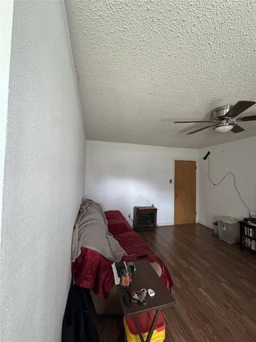 106 N 7th Street E, Dawson, TX 76639