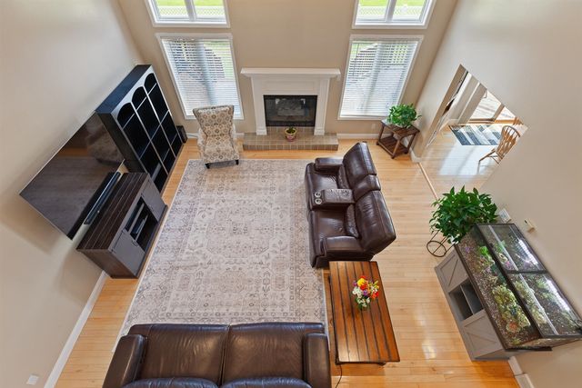 32321 Liparoto Drive, Rockwood, MI 48173