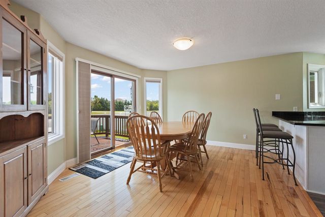 32321 Liparoto Drive, Rockwood, MI 48173