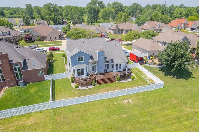 32321 Liparoto Drive, Rockwood, MI 48173