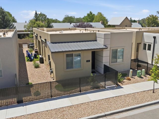 224 Delfina Street, Santa Fe, NM 87505