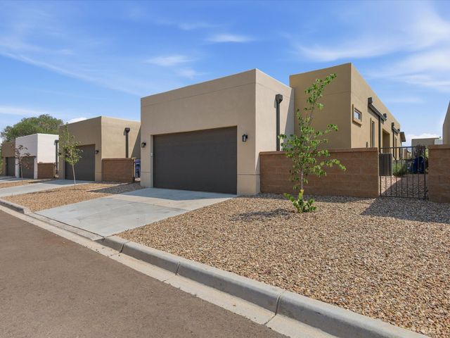 224 Delfina Street, Santa Fe, NM 87505