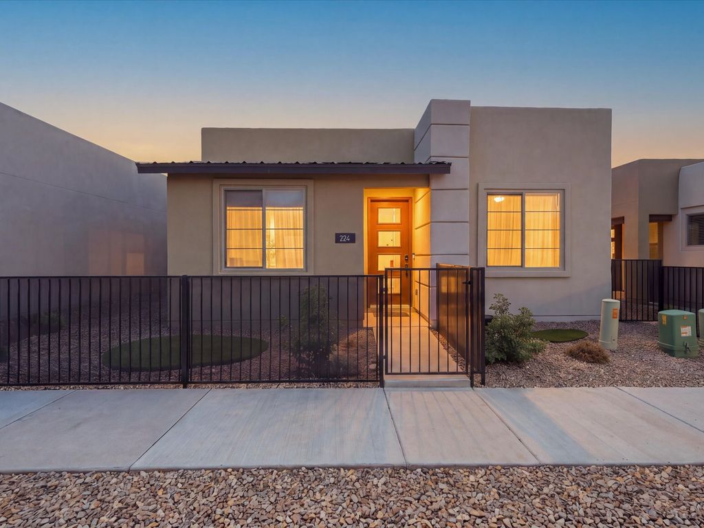 224 Delfina Street, Santa Fe, NM 87505
