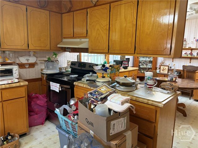 1005 Tara Avenue, Savannah, GA 31410