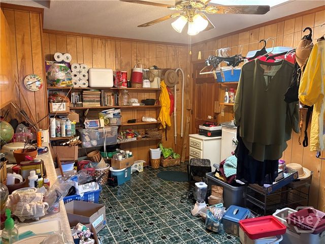 1005 Tara Avenue, Savannah, GA 31410