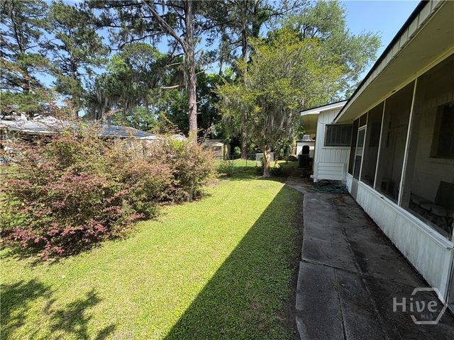 1005 Tara Avenue, Savannah, GA 31410