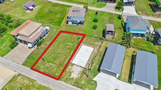 904 Salt Cedar Lane, Port Bolivar, TX 77650
