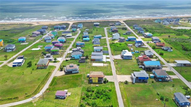904 Salt Cedar Lane, Port Bolivar, TX 77650