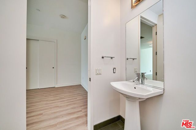 3223 W 6th Street 606, Los Angeles, CA 90020