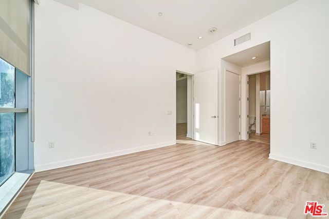 3223 W 6th Street 606, Los Angeles, CA 90020