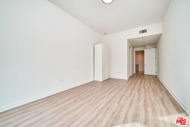 3223 W 6th Street 606, Los Angeles, CA 90020