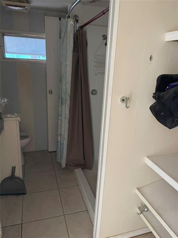 1670 SW 84th Avenue, Davie, FL 33324