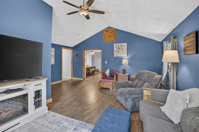24 Temple St, Tewksbury, MA 01876