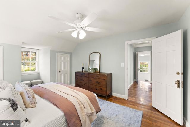 850 N KENSINGTON ST, Arlington, VA 22205