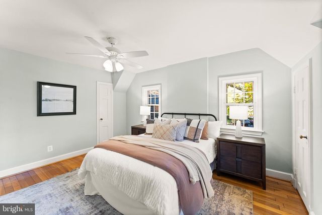 850 N KENSINGTON ST, Arlington, VA 22205