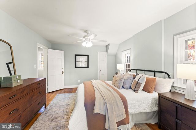 850 N KENSINGTON ST, Arlington, VA 22205