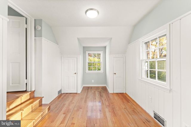 850 N KENSINGTON ST, Arlington, VA 22205