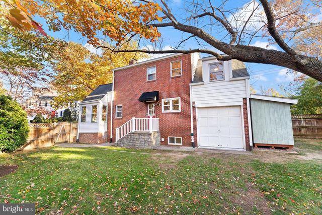 850 N KENSINGTON ST, Arlington, VA 22205