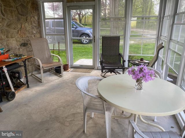 280 MAPLEFLOWER RD, Glenmoore, PA 19343