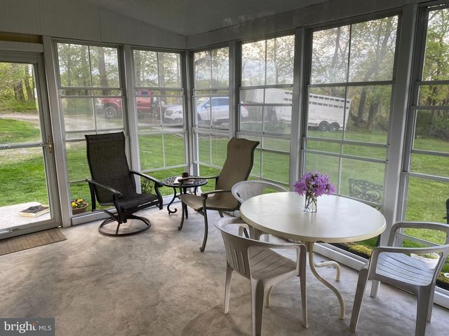 280 MAPLEFLOWER RD, Glenmoore, PA 19343