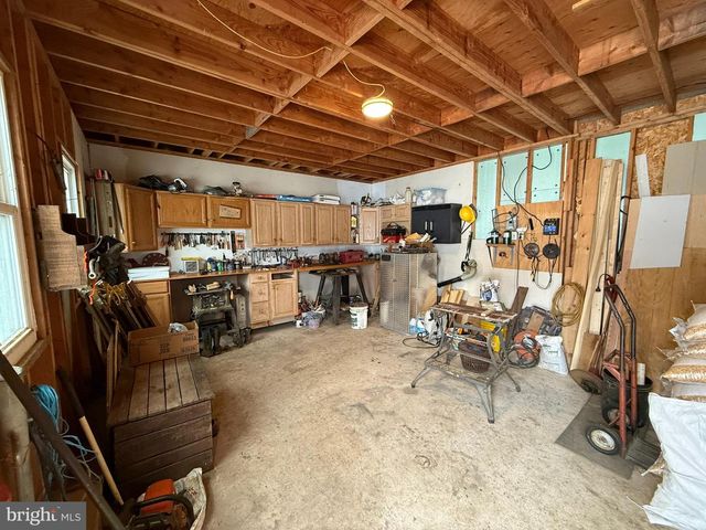 280 MAPLEFLOWER RD, Glenmoore, PA 19343