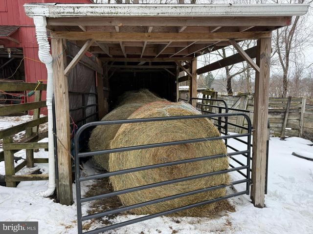 280 MAPLEFLOWER RD, Glenmoore, PA 19343