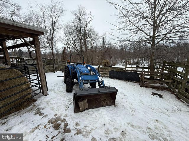 280 MAPLEFLOWER RD, Glenmoore, PA 19343