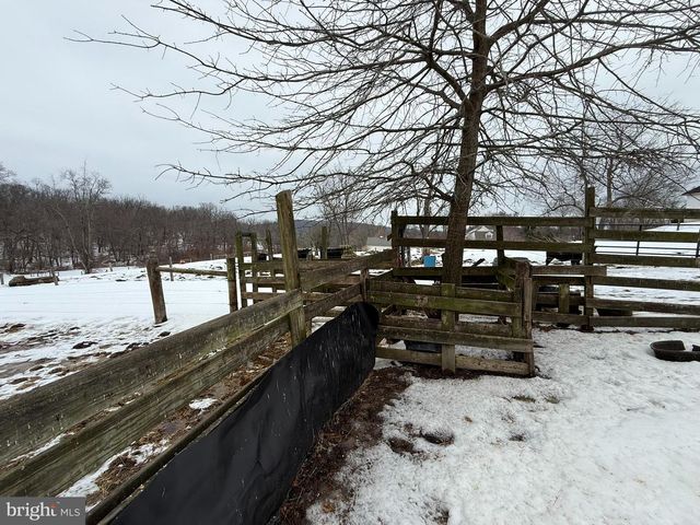 280 MAPLEFLOWER RD, Glenmoore, PA 19343