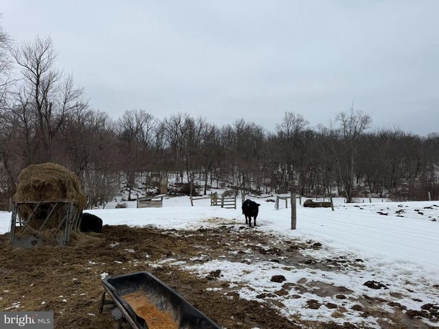 280 MAPLEFLOWER RD, Glenmoore, PA 19343