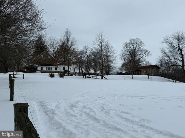 280 MAPLEFLOWER RD, Glenmoore, PA 19343