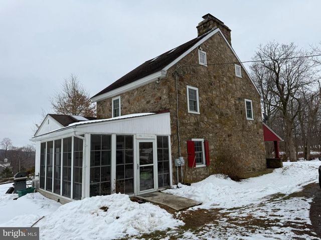 280 MAPLEFLOWER RD, Glenmoore, PA 19343